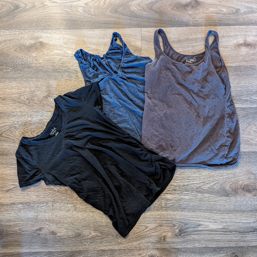 Motherhood Maternity T-shirt and Tank Tops